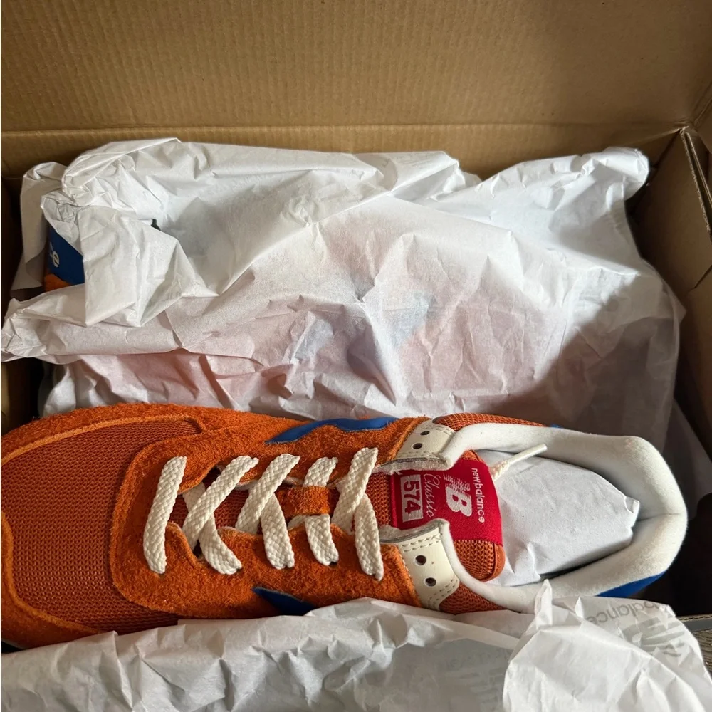 New Balance 574 Orange & Blue Shoe Box Label - Picture 2 of 4